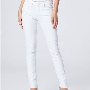 PAIGE Skyline Ankle Peg - Crisp White Jean